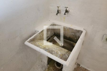 Casa para alugar com 60m², 1 quarto e 1 vagaÁrea de Serviço 