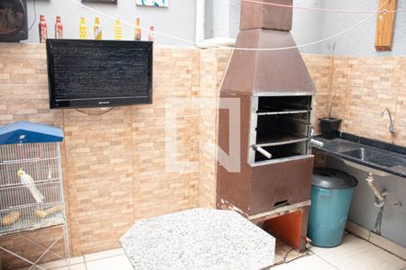 Casa à venda com 110m², 3 quartos e 2 vagas Casa à venda com 110m², 3 quartos e 2 vagasChurrasqueira