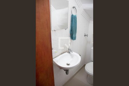 Casa à venda com 110m², 3 quartos e 2 vagas Casa à venda com 110m², 3 quartos e 2 vagasBanheiro 1