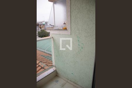 Casa à venda com 110m², 3 quartos e 2 vagas Casa à venda com 110m², 3 quartos e 2 vagasQuarto 3 - Varanda