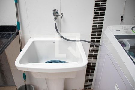 Casa à venda com 110m², 3 quartos e 2 vagas Casa à venda com 110m², 3 quartos e 2 vagasarea de serviço