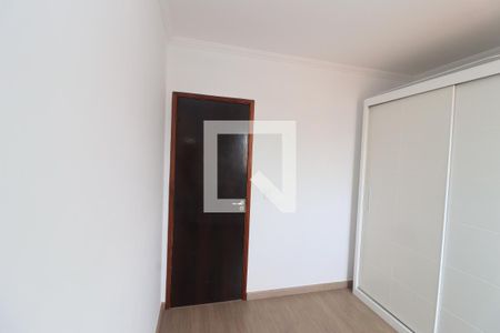 Quarto 2 de casa de condomínio para alugar com 2 quartos, 64m² em Vila Esperança, São Paulo
