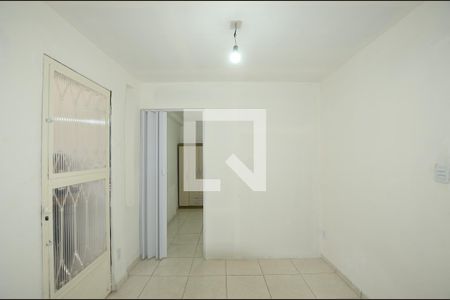 Sala de apartamento para alugar com 1 quarto, 28m² em Vicente de Carvalho, Rio de Janeiro