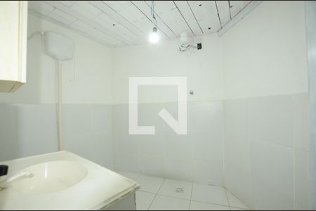 Banheiro de apartamento para alugar com 1 quarto, 28m² em Vicente de Carvalho, Rio de Janeiro