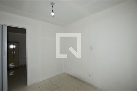 Sala de apartamento para alugar com 1 quarto, 28m² em Vicente de Carvalho, Rio de Janeiro