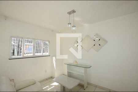 Sala de apartamento para alugar com 1 quarto, 30m² em Vicente de Carvalho, Rio de Janeiro