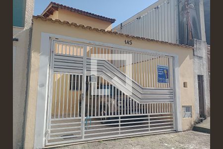 Casa para alugar com 110m², 3 quartos e 2 vagasFachada