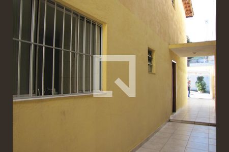 Casa para alugar com 110m², 3 quartos e 2 vagasQuintal