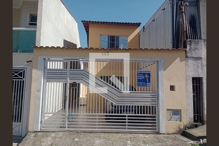 Casa para alugar com 110m², 3 quartos e 2 vagasFachada