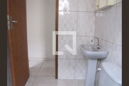 Casa para alugar com 110m², 3 quartos e 2 vagasBanheiro