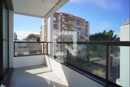 Sacada de apartamento à venda com 3 quartos, 124m² em Petrópolis, Porto Alegre