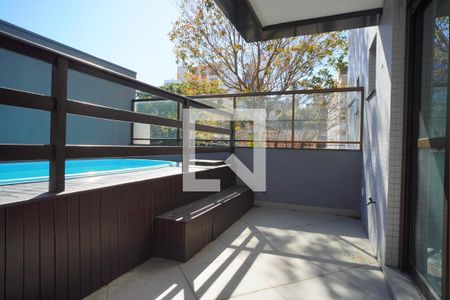 Apartamento à venda com 170m², 3 quartos e 4 vagasPiscina 