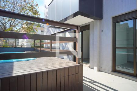 Apartamento à venda com 170m², 3 quartos e 4 vagasTerraço 