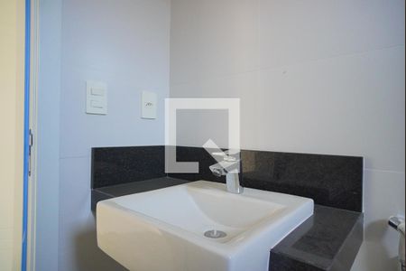 Banheiro  suíte  de apartamento à venda com 3 quartos, 170m² em Petrópolis, Porto Alegre