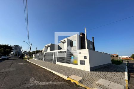 Casa à venda com 141m², 2 quartos e 2 vagasFachada
