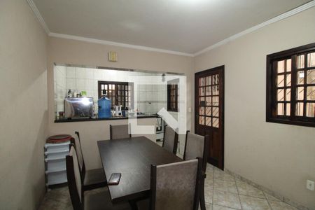 Casa à venda com 125m², 2 quartos e 2 vagasCozinha