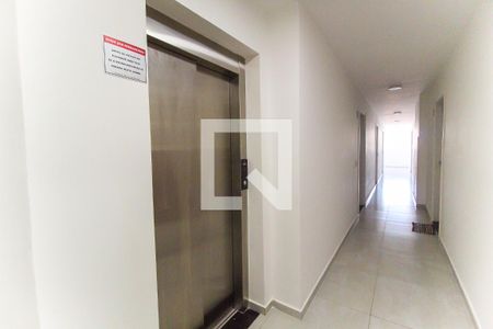 Apartamento à venda com 36m², 1 quarto e sem vagaHall