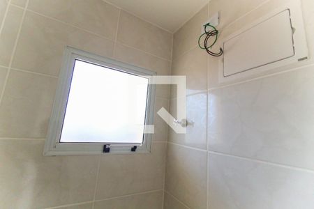 Banheiro de apartamento à venda com 1 quarto, 34m² em Vila Granada, São Paulo