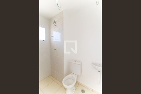 Banheiro de apartamento à venda com 1 quarto, 34m² em Vila Granada, São Paulo