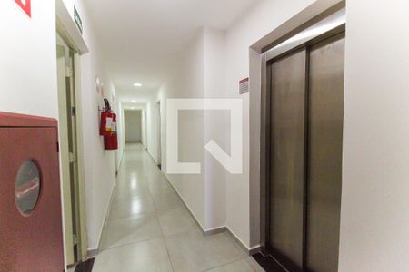 Apartamento à venda com 34m², 1 quarto e sem vagaHall