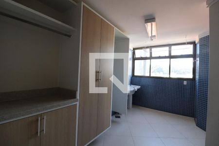 Apartamento à venda com 348m², 3 quartos e 3 vagasCozinha e Área de Serviço