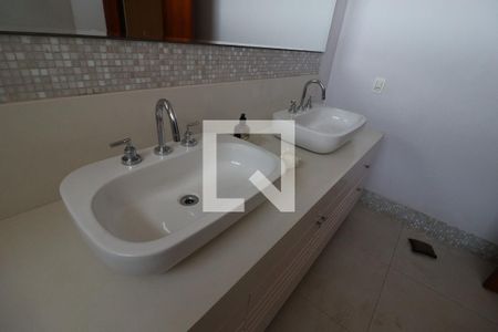 Apartamento à venda com 348m², 3 quartos e 3 vagasSuíte