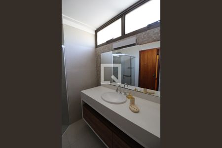 Apartamento à venda com 348m², 3 quartos e 3 vagasBanheiro