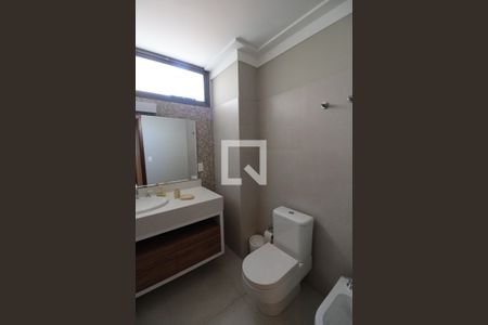 Apartamento à venda com 348m², 3 quartos e 3 vagasBanheiro