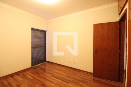 Apartamento à venda com 348m², 3 quartos e 3 vagasQuarto 2