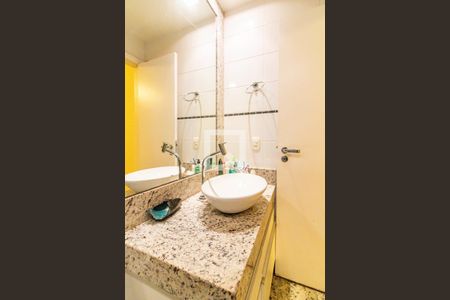 Apartamento à venda com 115m², 4 quartos e 4 vagasBanheiro da Suíte