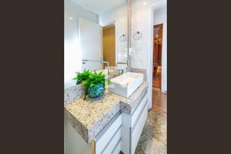 Apartamento à venda com 115m², 4 quartos e 4 vagasBanheiro Social 