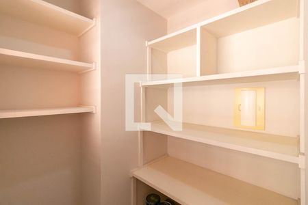 Apartamento para alugar com 117m², 3 quartos e 1 vagaÁrea de Serviço