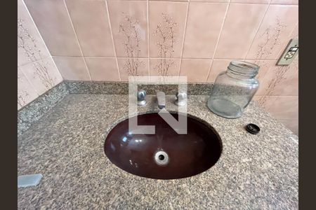 Casa à venda com 500m², 5 quartos e 6 vagasBanheiro Quarto 5