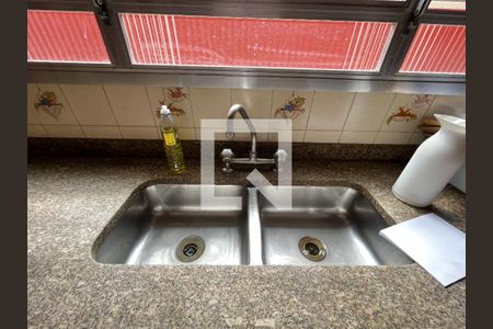 Casa à venda com 500m², 5 quartos e 6 vagasCozinha