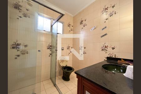 Casa à venda com 500m², 5 quartos e 6 vagasBanheiro Quarto 3