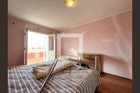 Casa à venda com 500m², 5 quartos e 6 vagasQuarto 4