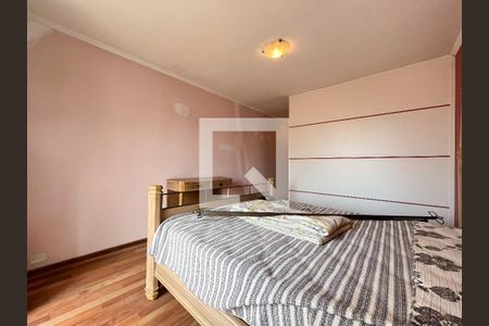 Casa à venda com 500m², 5 quartos e 6 vagasQuarto 4