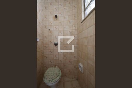 Apartamento para alugar com 70m², 2 quartos e 1 vagaBanheiro de serviço