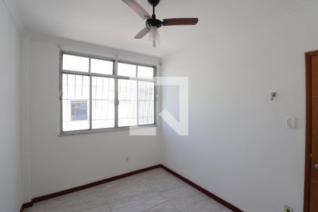 Quarto 2 de apartamento para alugar com 2 quartos, 70m² em Mutondo, São Gonçalo