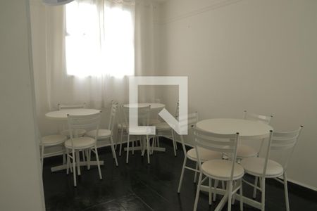 Apartamento para alugar com 50m², 2 quartos e 1 vagaÁrea comum - Salão de festas