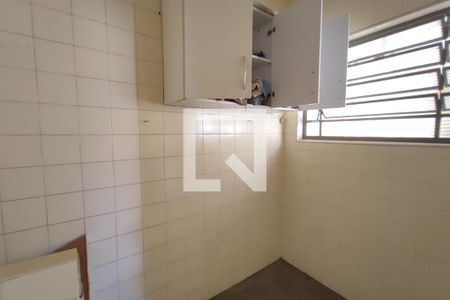 Casa à venda com 400m², 4 quartos e 1 vagaÁrea de Serviço