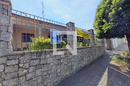 Casa à venda com 400m², 4 quartos e 1 vagaPLACA INSTALADA NA FACHADA 