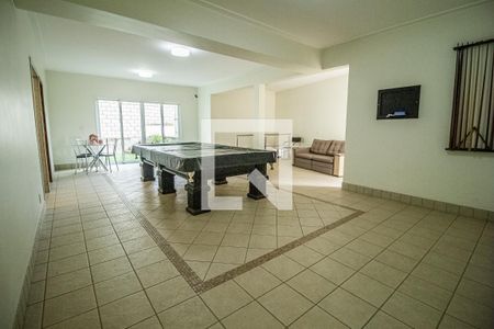 Casa à venda com 750m², 6 quartos e 8 vagas Casa à venda com 750m², 6 quartos e 8 vagasÁrea Sala de jogos