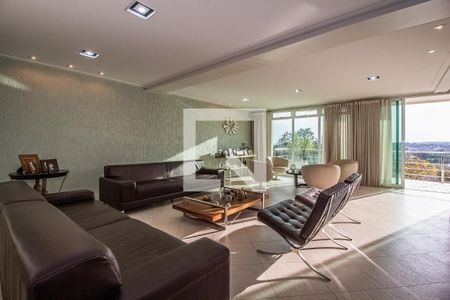 Sala de casa à venda com 6 quartos, 750m² em Bandeirantes (pampulha), Belo Horizonte