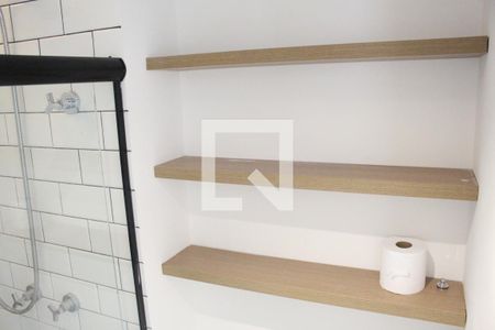 Apartamento à venda com 42m², 1 quarto e 2 vagasBanheiro