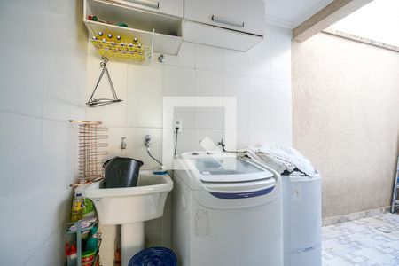 Casa de condomínio à venda com 125m², 3 quartos e 1 vaga Casa de condomínio à venda com 125m², 3 quartos e 1 vagaÁrea de serviço