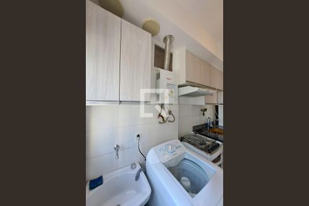 Área de Serviço de apartamento para alugar com 2 quartos, 56m² em Del Castilho, Rio de Janeiro