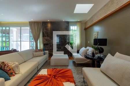 Sala de Estar de casa de condomínio à venda com 4 quartos, 620m² em Santo Amaro, São Paulo