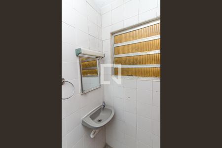 Casa à venda com 90m², 3 quartos e 1 vaga Casa à venda com 90m², 3 quartos e 1 vagaBanheiro de Serviço