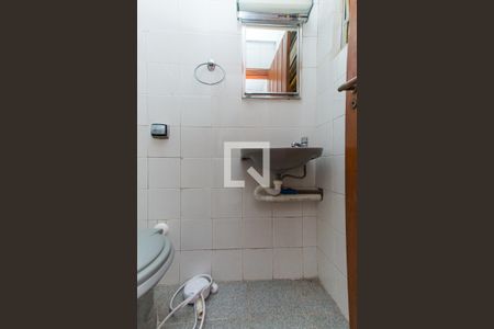 Casa à venda com 90m², 3 quartos e 1 vaga Casa à venda com 90m², 3 quartos e 1 vagaBanheiro de Serviço